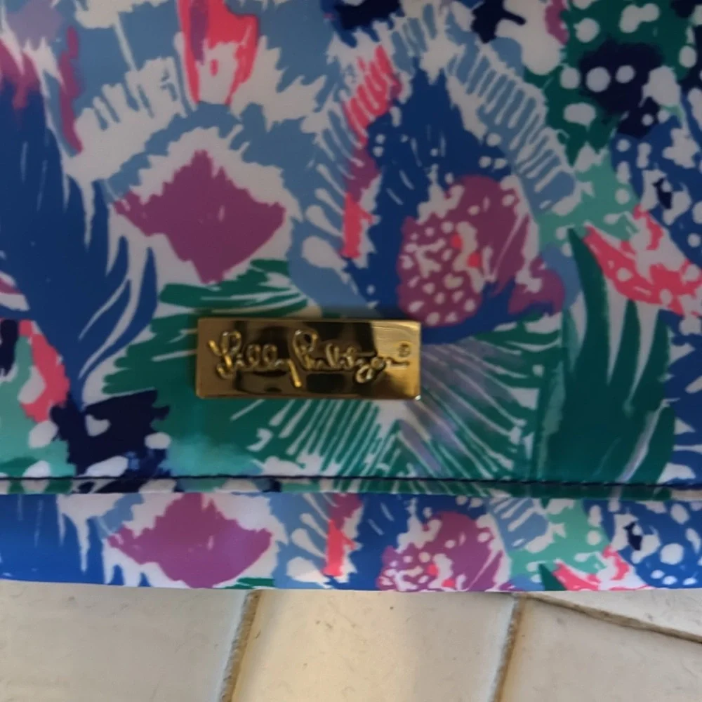 Lilly Pulitzer Blue and Pink Tropical Travel Clutch /Document holder- never used